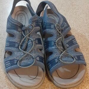 Blue Outdoor Sandals with Adjustable Straps and Durable Sole